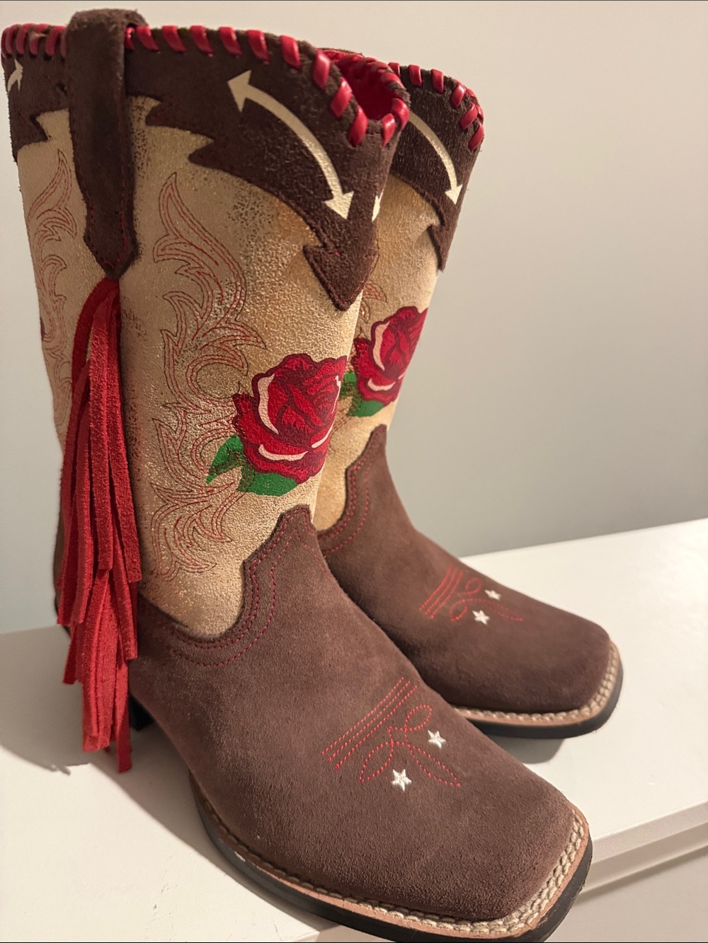 ARIAT GIRLS WIGGLE ROOM RODEO Brown Suede Boots Red Rose FRINGE COWGIRL COWBOY